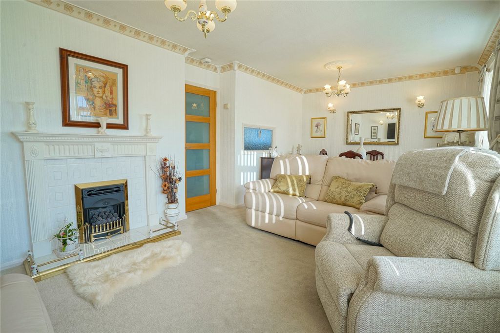 Property photo 2 of 10 Picture No. 08