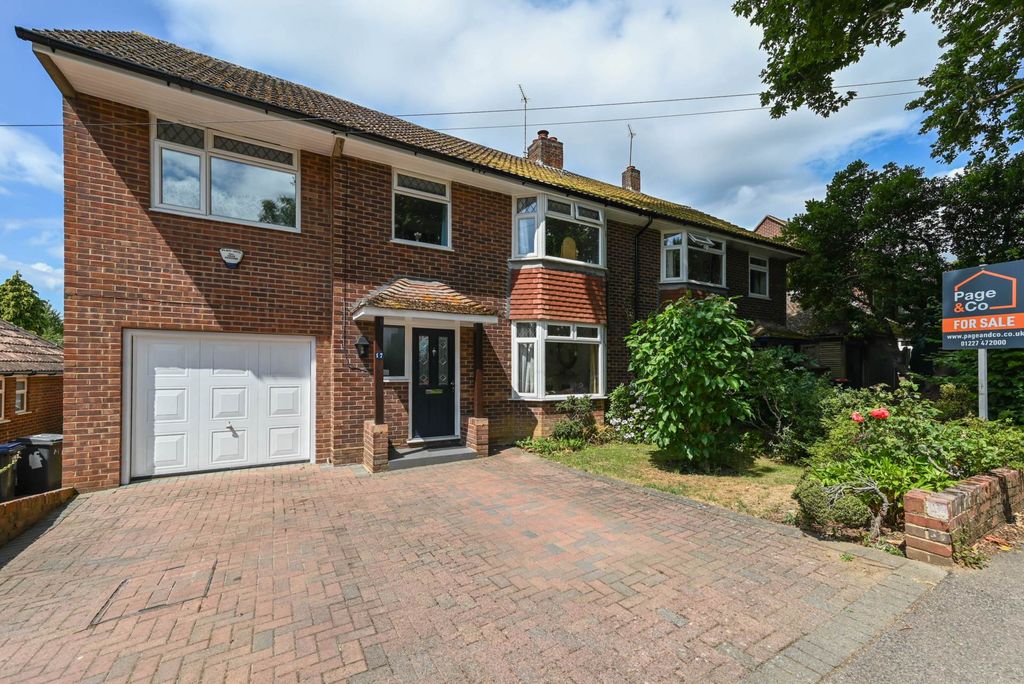 Property photo 1 of 25