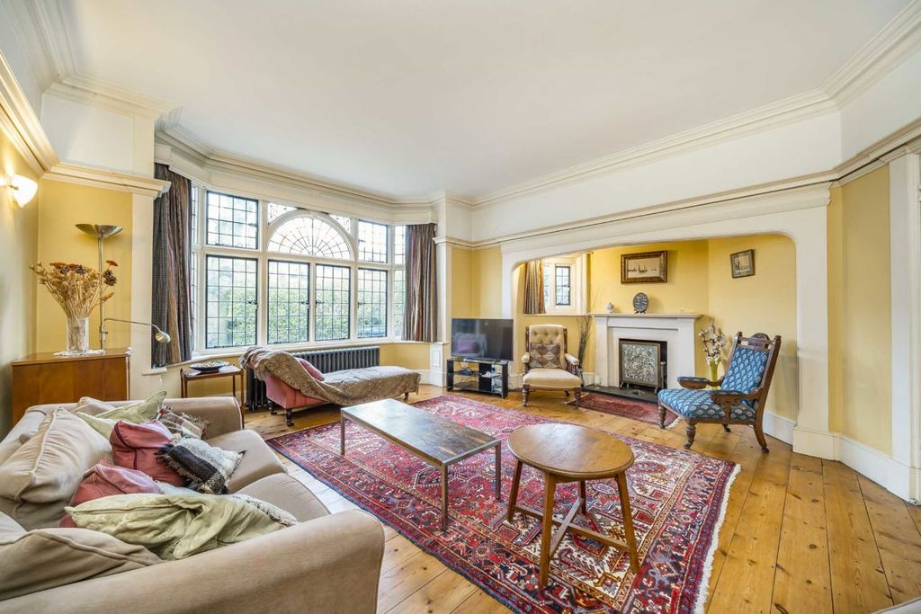 Property photo 2 of 7