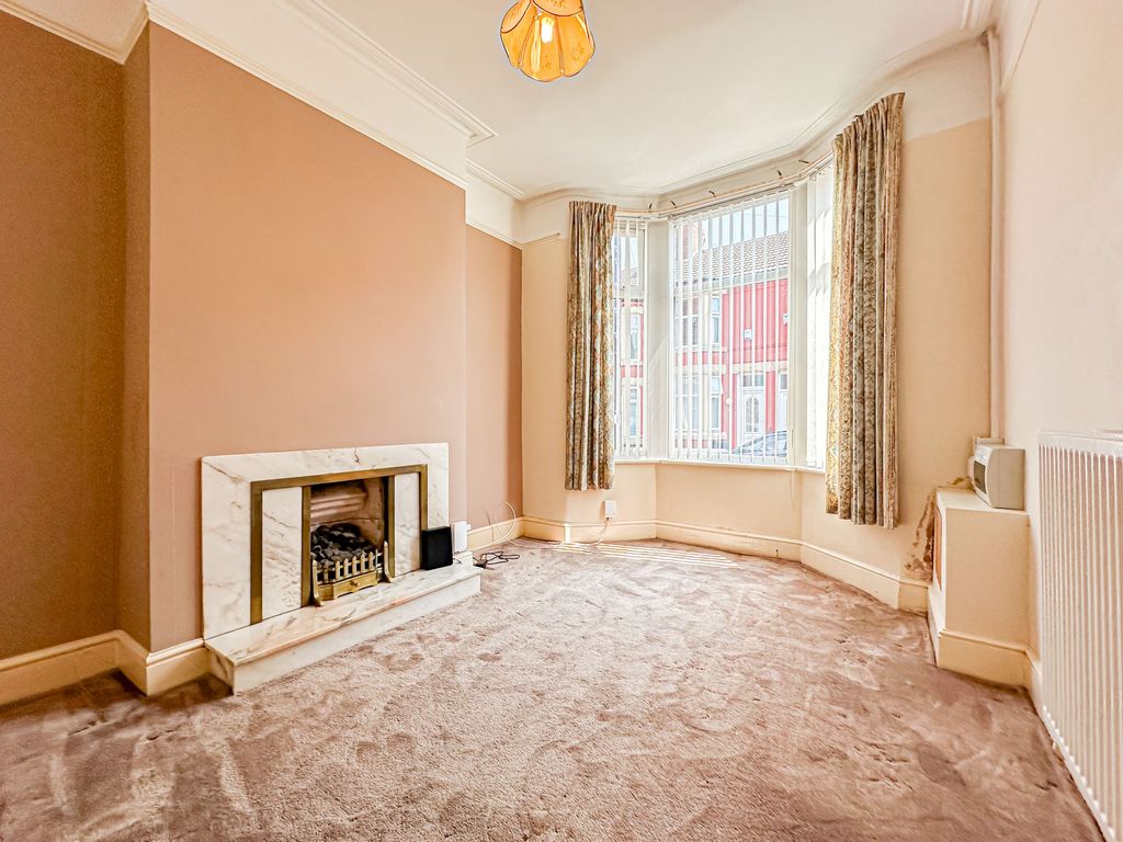 Property photo 3 of 13