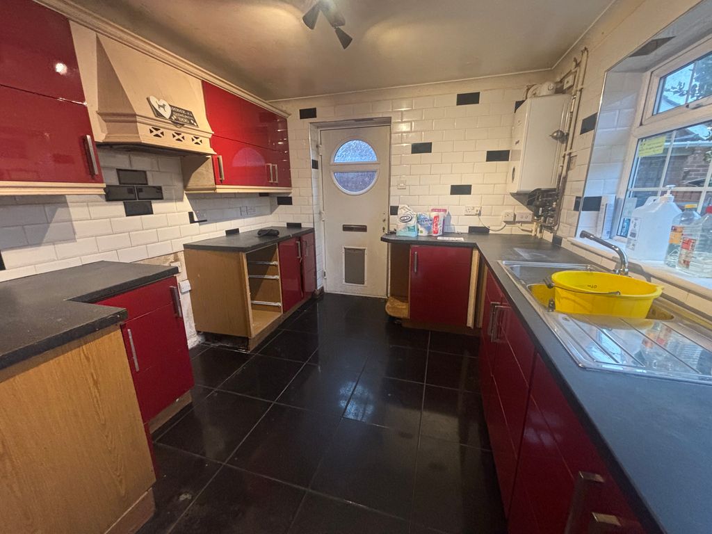 Property photo 1 of 15 Photo #1