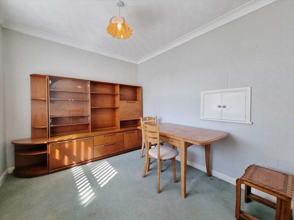 Property photo 3 of 13 Dining Room: