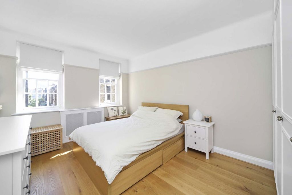 Property photo 3 of 6