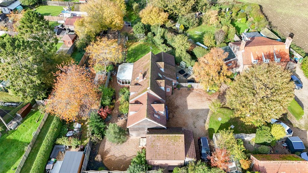 Property photo 2 of 37 2750954