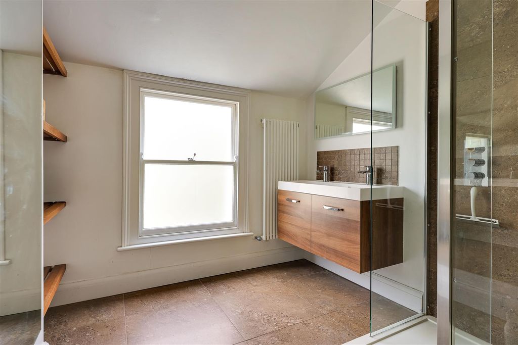 Property photo 3 of 22 Img (9).Jpg