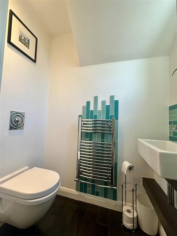 Property photo 2 of 19 WC