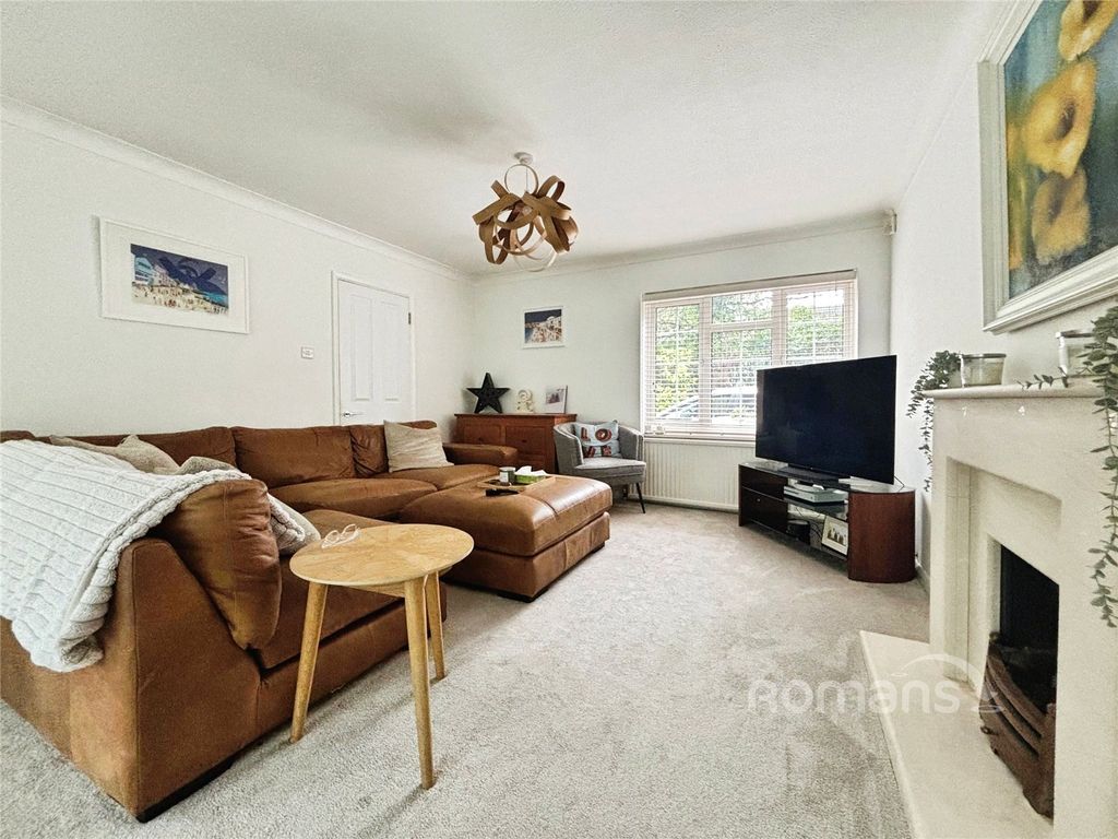 Property photo 3 of 18 Picture No. 30