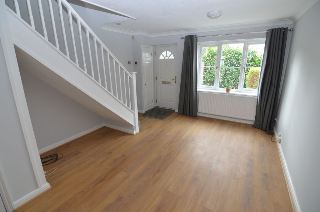 Property photo 2 of 24