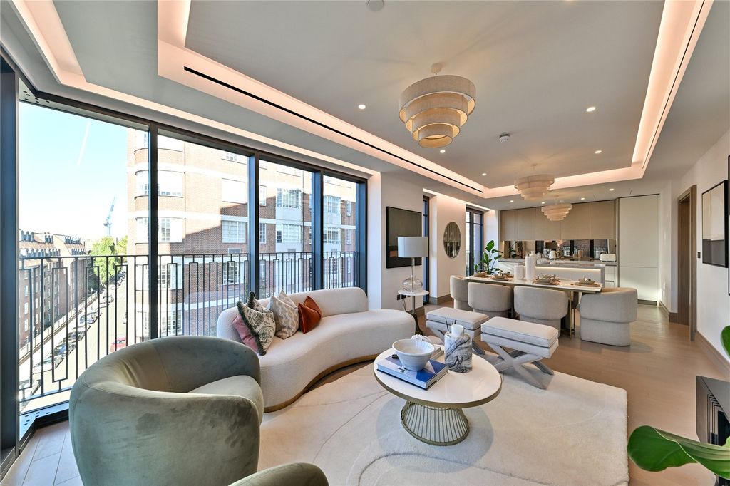 Property photo 1 of 16 Picture No. 05