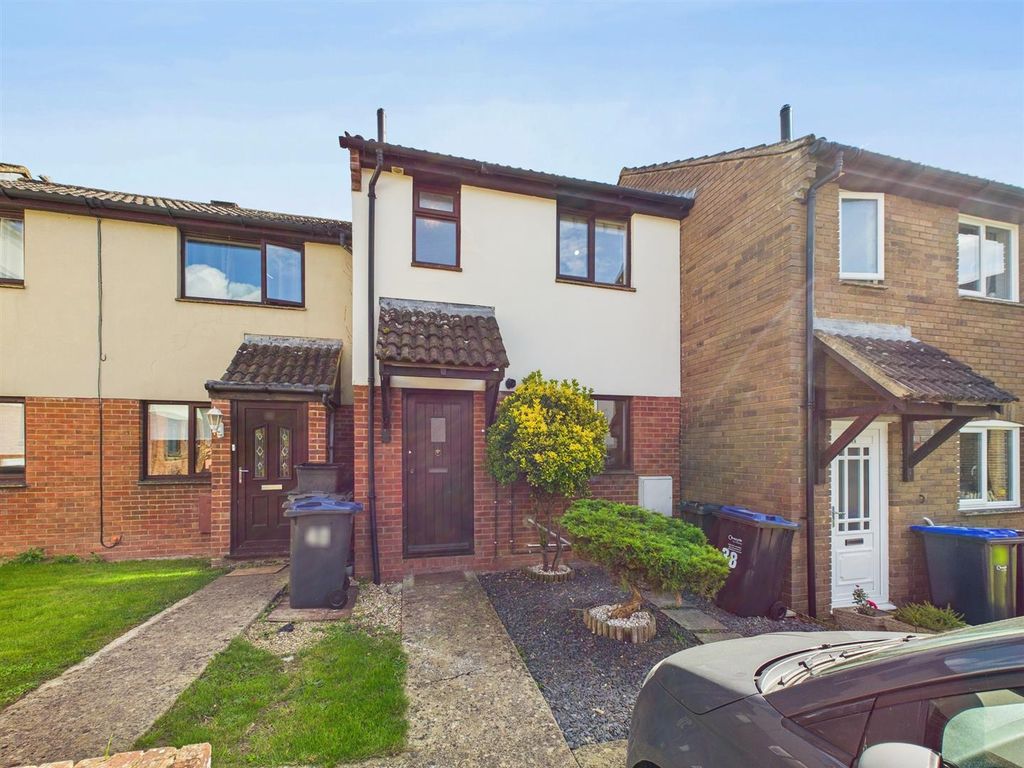 Property photo 1 of 12 Front Aspect