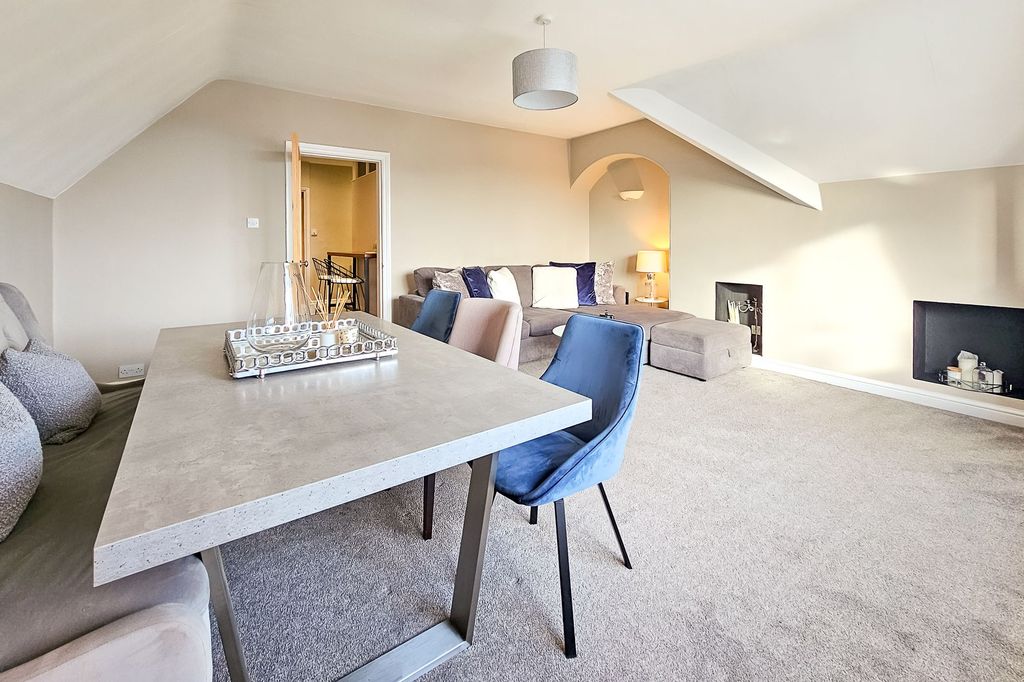 Additional image 10 of 2 bed flat for saleHarlow Oval, Harrogate HG2