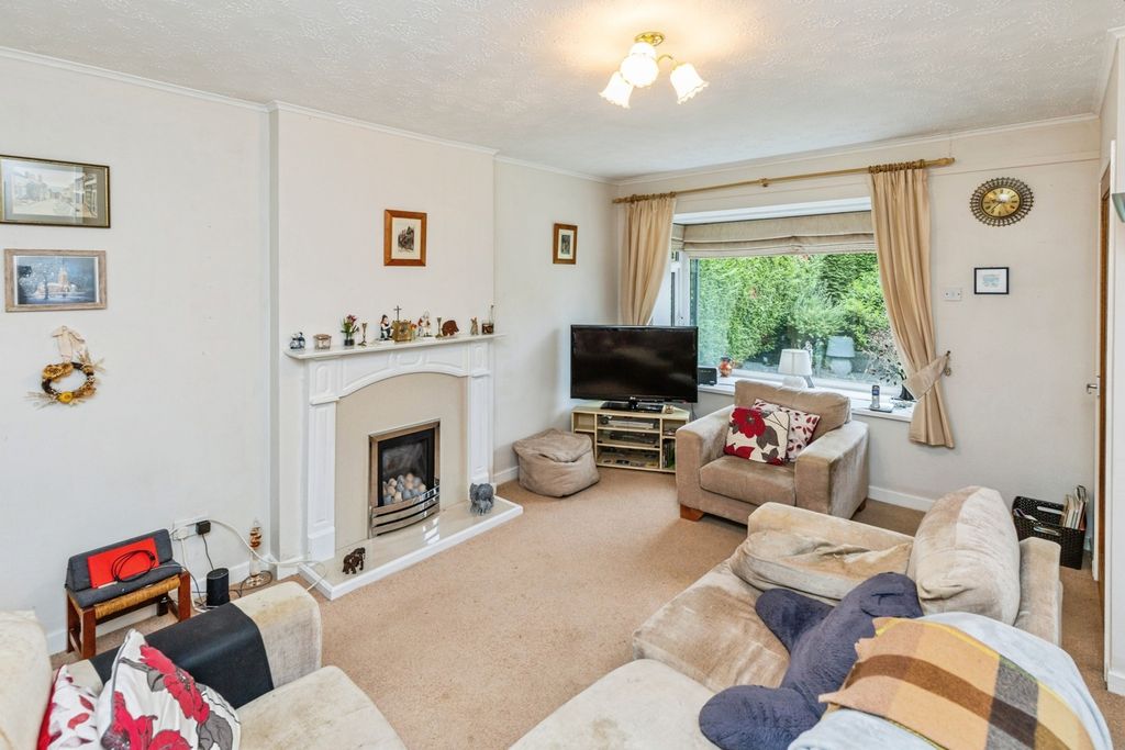 Property photo 3 of 19 Pbox-Img.Jpg