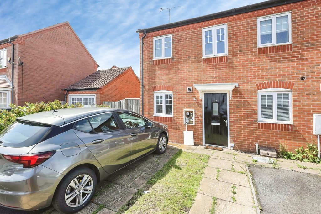 Property photo 1 of 16 Pbox-Img.Jpg