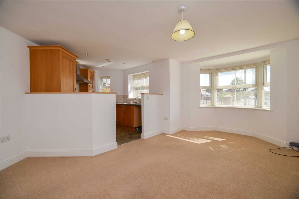 Property photo 3 of 11 Picture No. 10