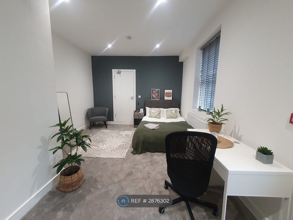 Property photo 1 of 3