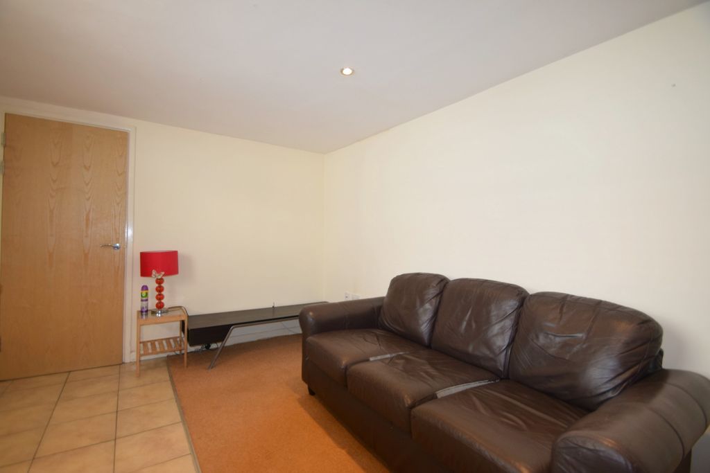 Property photo 2 of 7 Photo 3