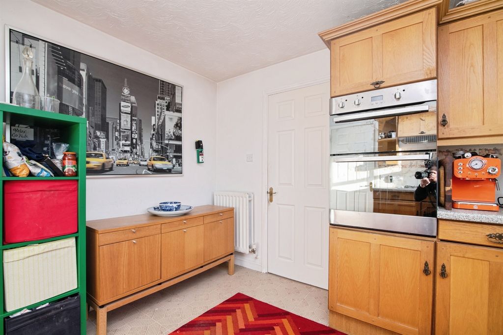 Additional image 6 of 4 bed detached house for saleBreamore Crescent, Dudley DY1