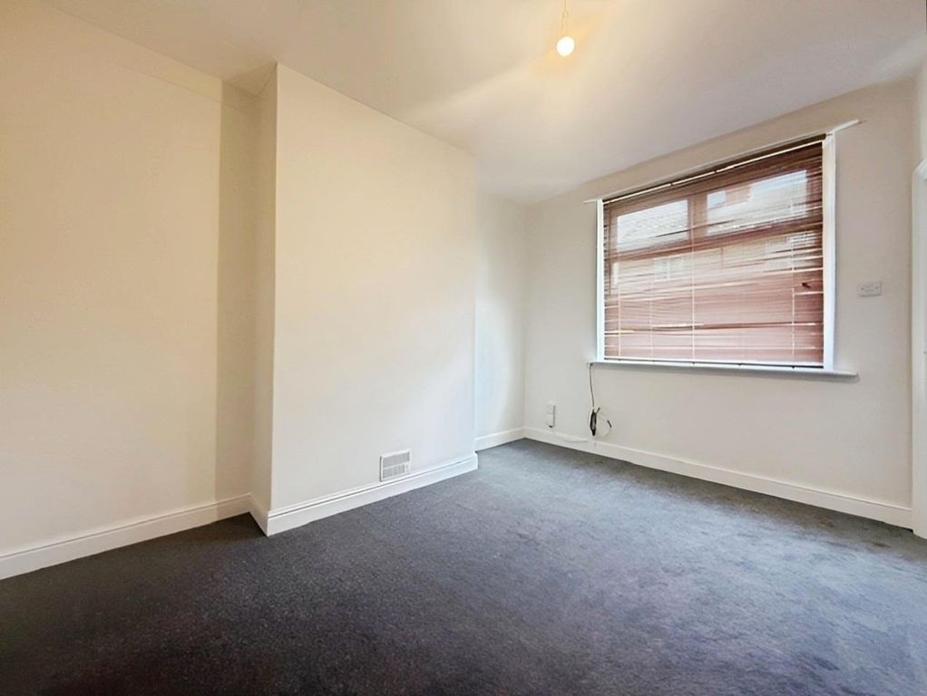 Property photo 3 of 12 12d1F9Ab-6.Jpg