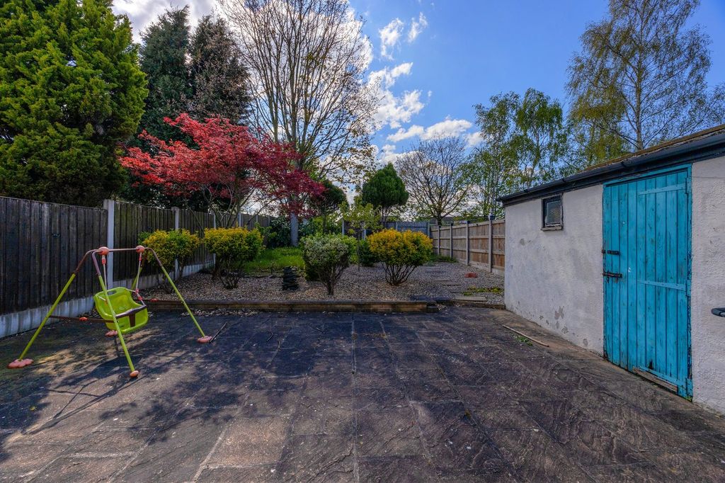 Property photo 2 of 3