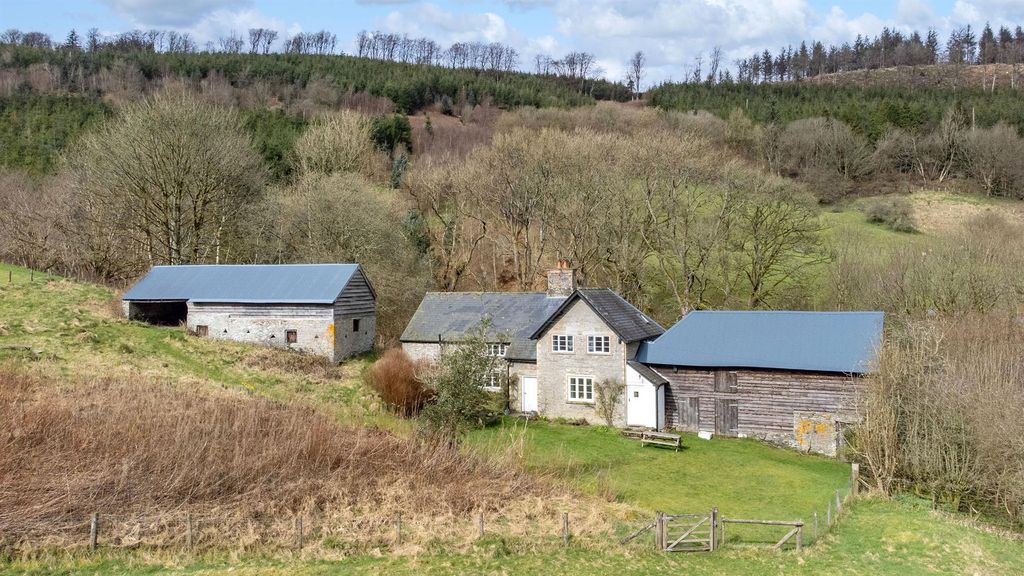 Property photo 1 of 22 06411&amp;2Cwmygerwyn-03.Jpg