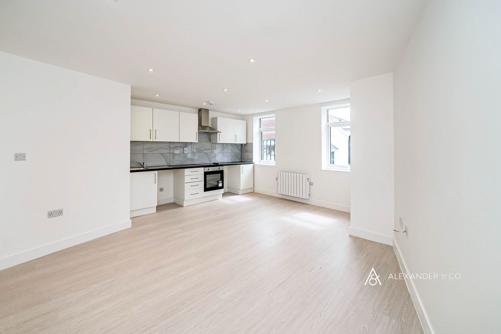 Property photo 3 of 6 Flat5-10