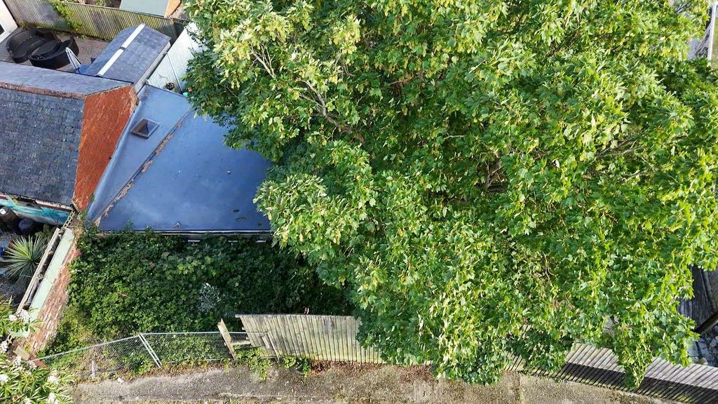 Property photo 3 of 9 Dji_Fly_20260512_190849_0_1778609329597_Photo_Low_