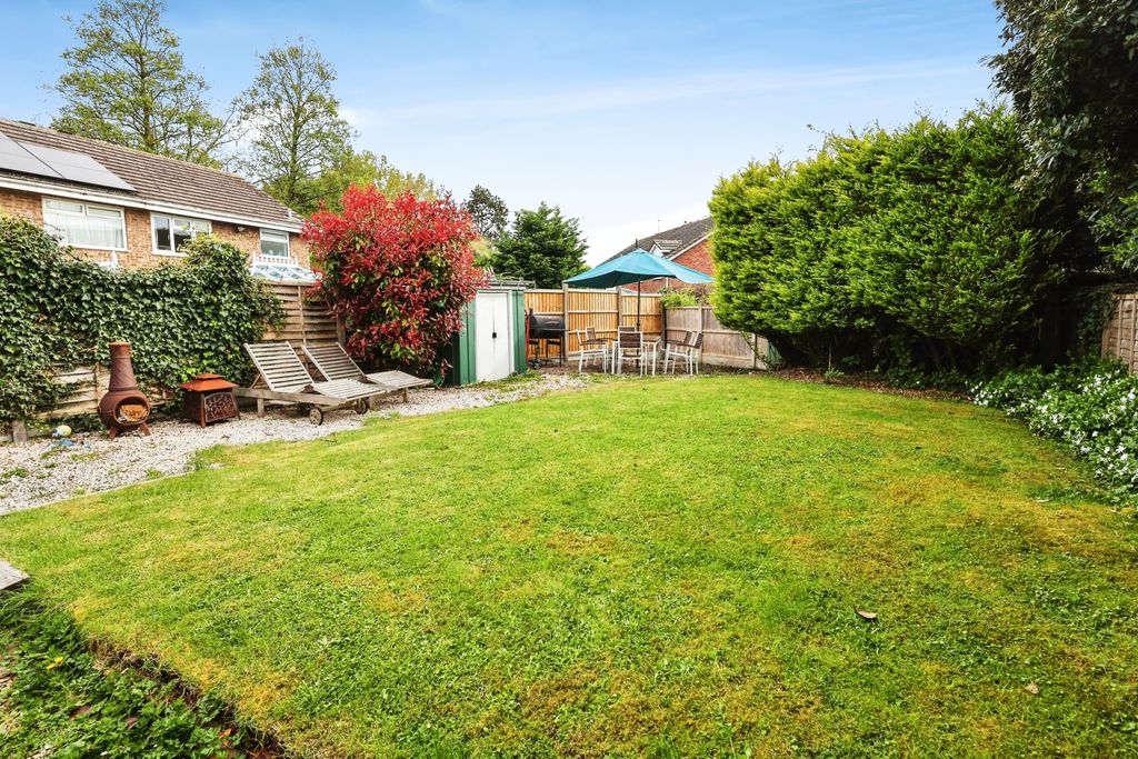 Property photo 3 of 19 8Arrowcroftarrowcroftdroitwichwr99Le-44