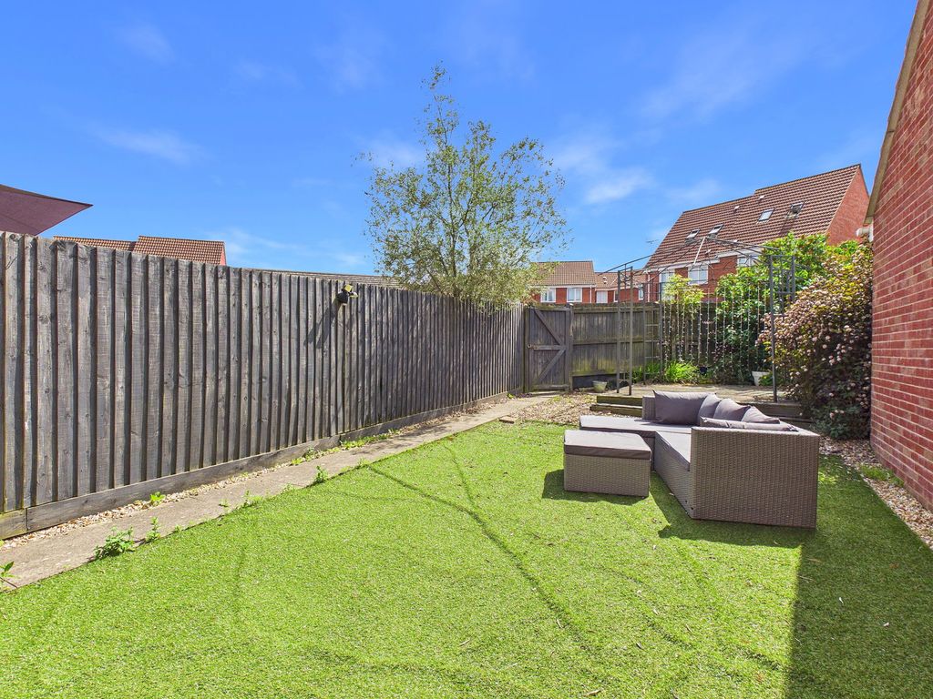 Property photo 3 of 25