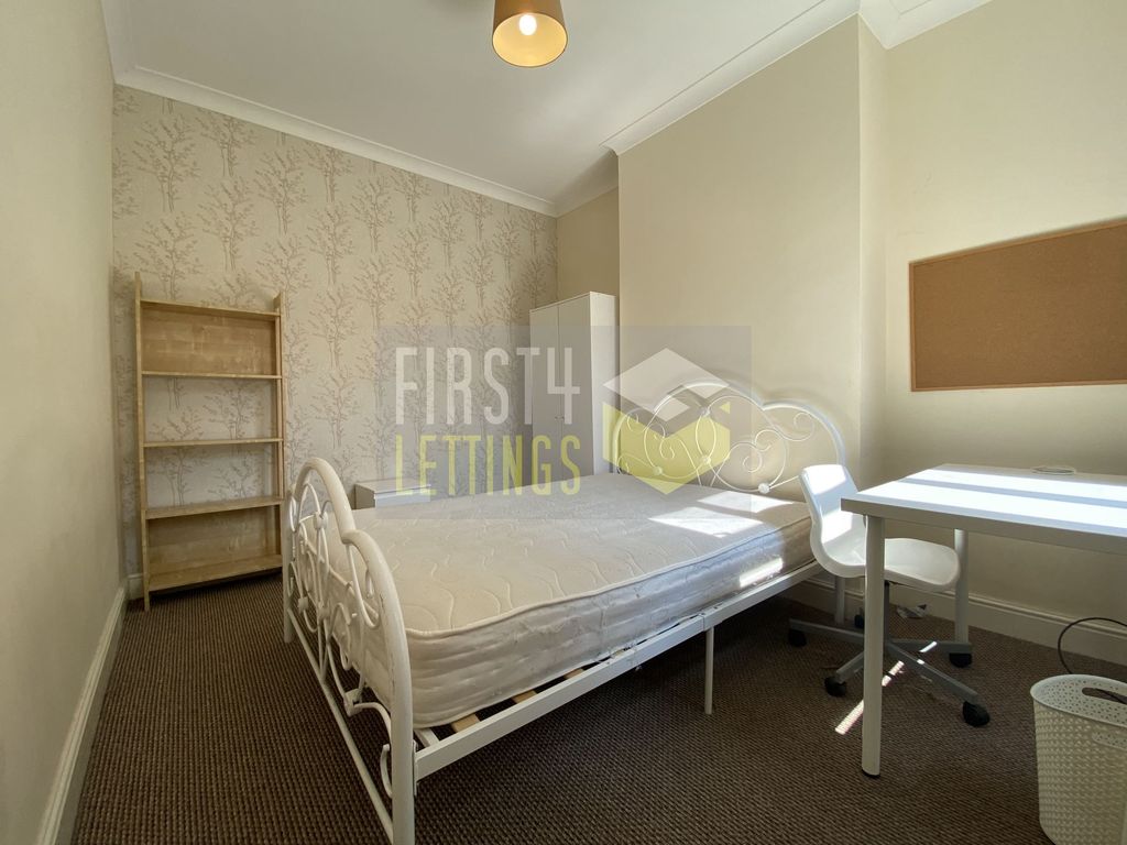 Property photo 1 of 8 Photo 1