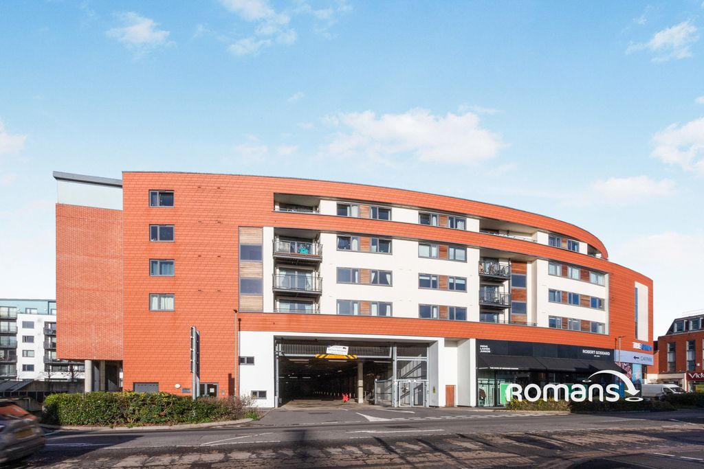 Property photo 1 of 10 Photo