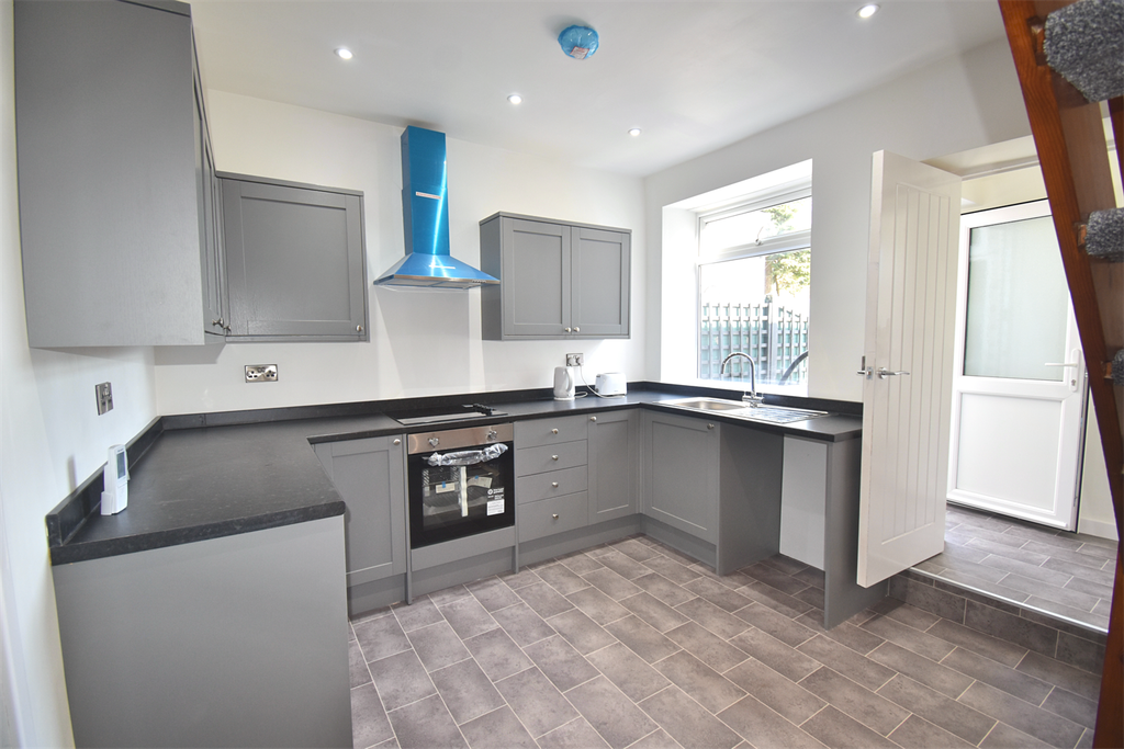 Property photo 3 of 11 Fitted Dining Kitchen