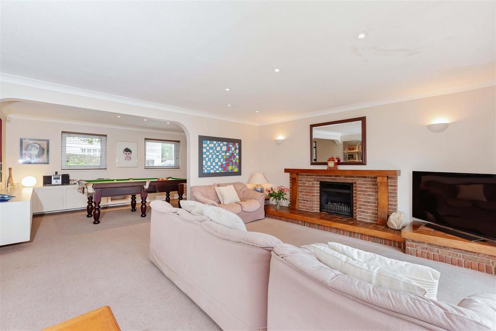 Property photo 3 of 28 Nepcote_20.Jpg