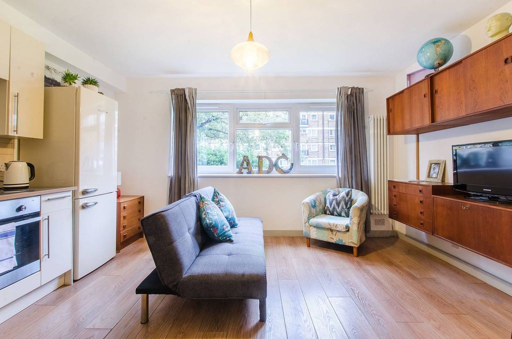 Property photo 2 of 7