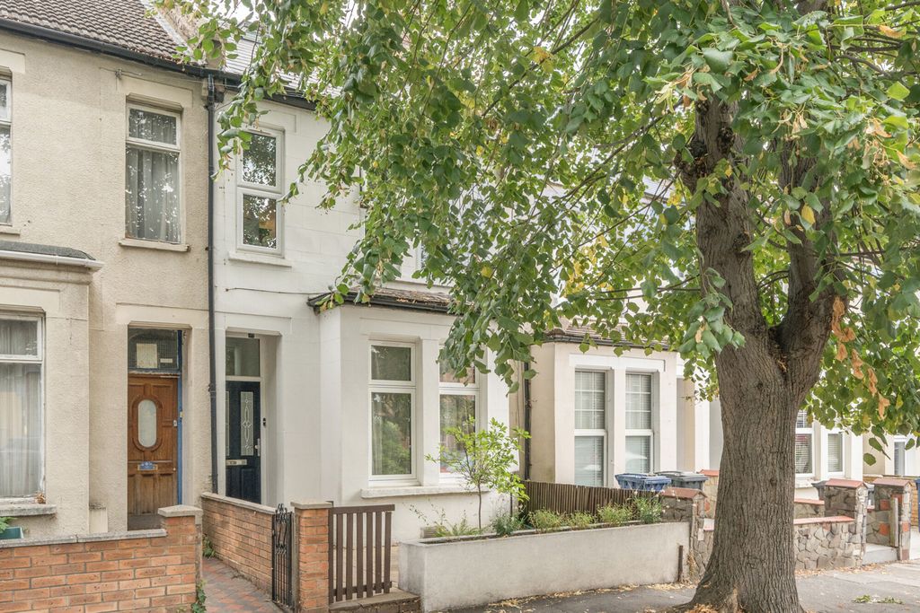 Property photo 1 of 20 1342229-1-68A485d...
