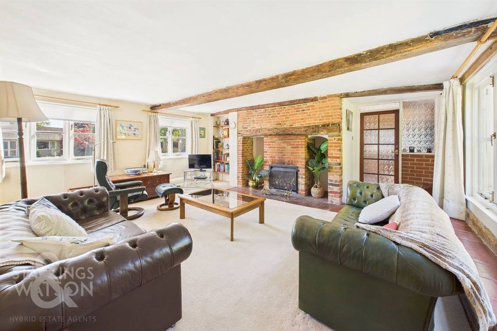 Property photo 3 of 32