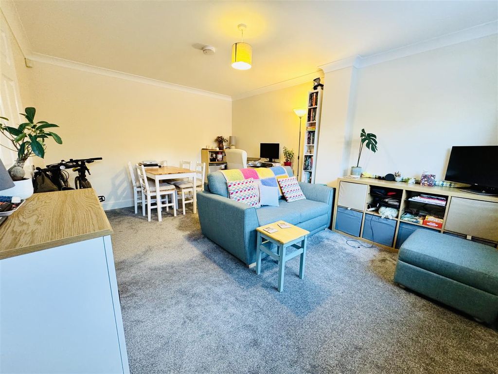 Property photo 2 of 7 Img_3911.Jpeg