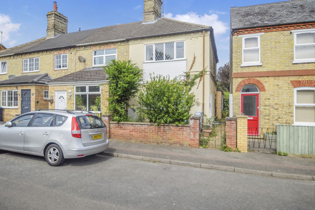 Property photo 1 of 16