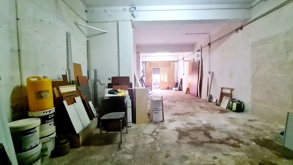 Property photo 3 of 7 81579_3-1.Jpg