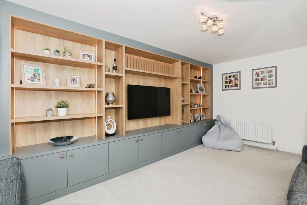 Property photo 2 of 19 Pbox-Img.Jpg