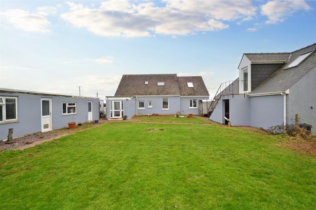 Property photo 1 of 26 24 (1).Jpg