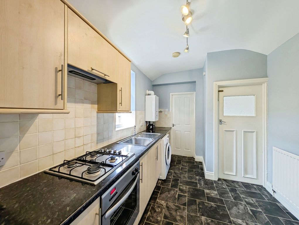 Property photo 2 of 11 Pbox-Img.Jpg