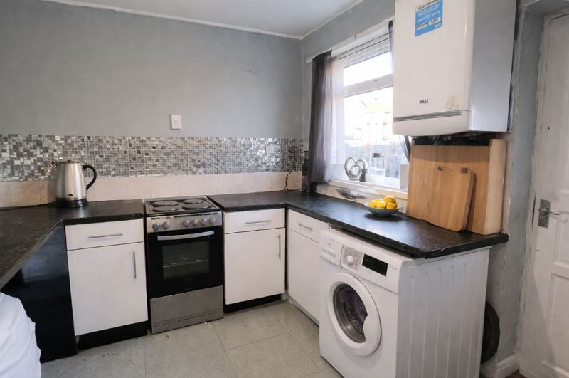 Property photo 2 of 11 Photo 2