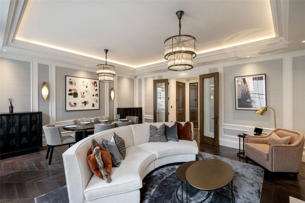 Property photo 1 of 11 Modern Living