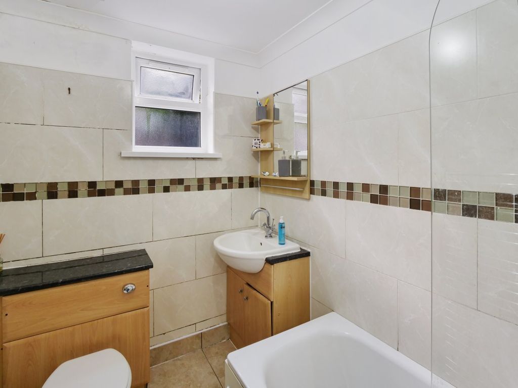 Property photo 2 of 11 Gallery