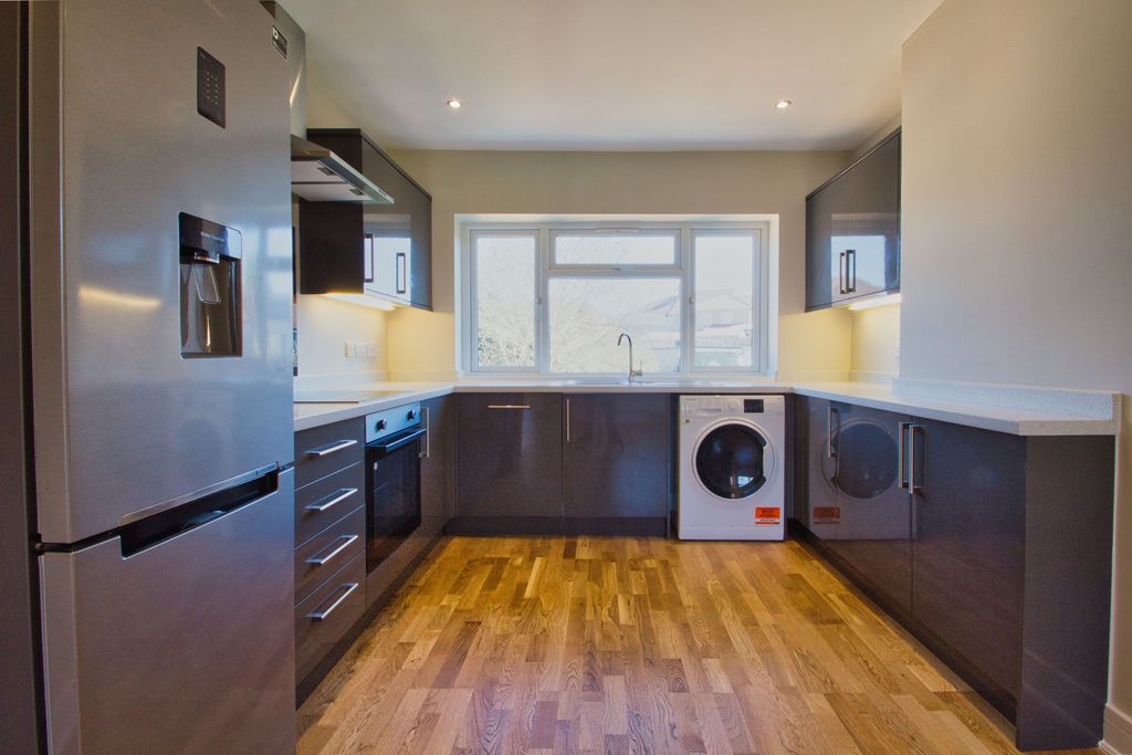 Property photo 3 of 15 Gallery