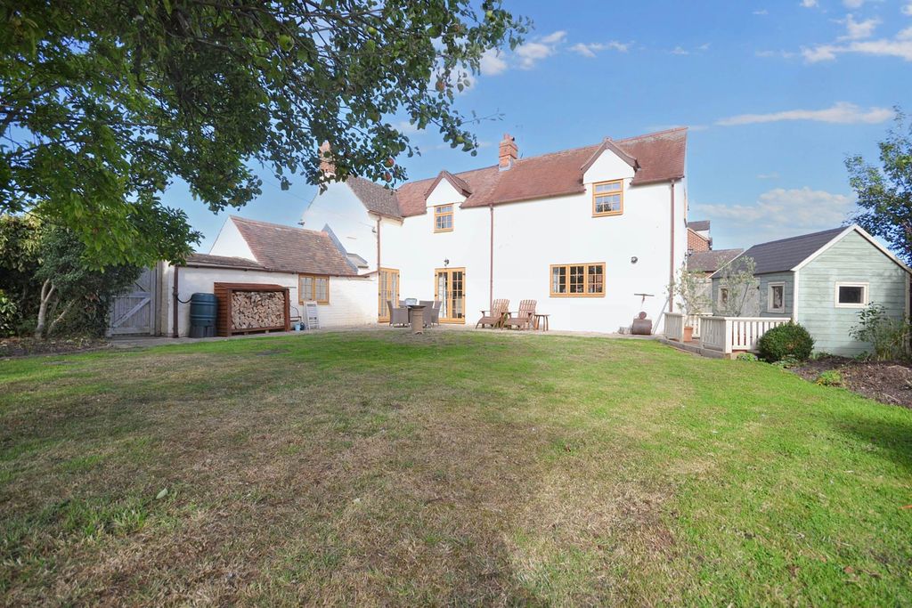 Property photo 1 of 27