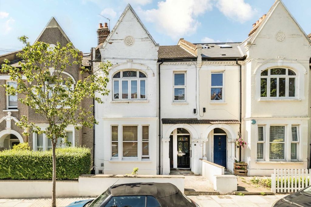 Property photo 1 of 10