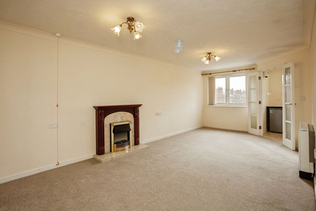 Property photo 2 of 18 Pbox-Img.Jpg