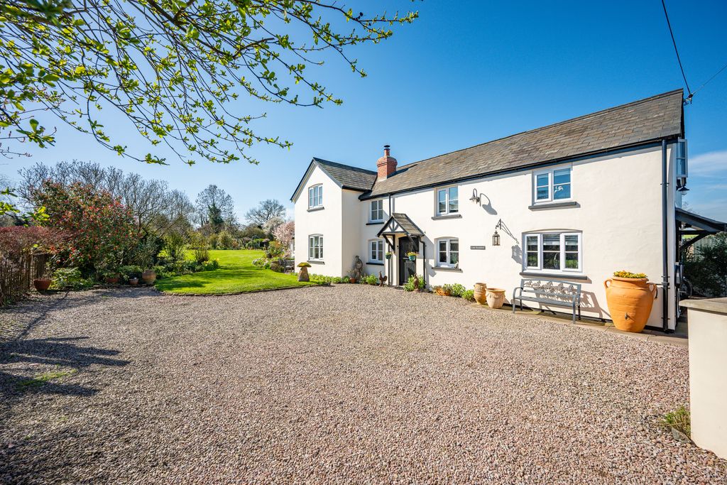 Property photo 1 of 23 _Dfb5515