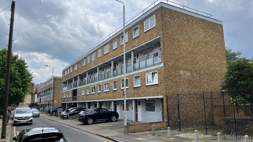 Property photo 2 of 3